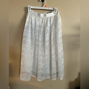 Primark Eyelet Lace Zigzag White A-Line Lace Skirt